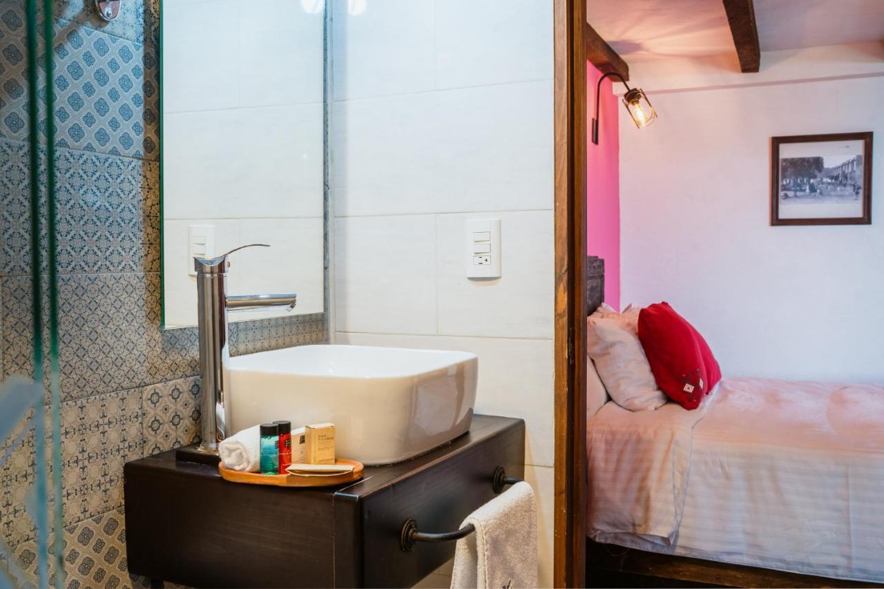 Yox Hotel Boutique San Cristóbal de Las Casas Εξωτερικό φωτογραφία A bathroom in a hotel